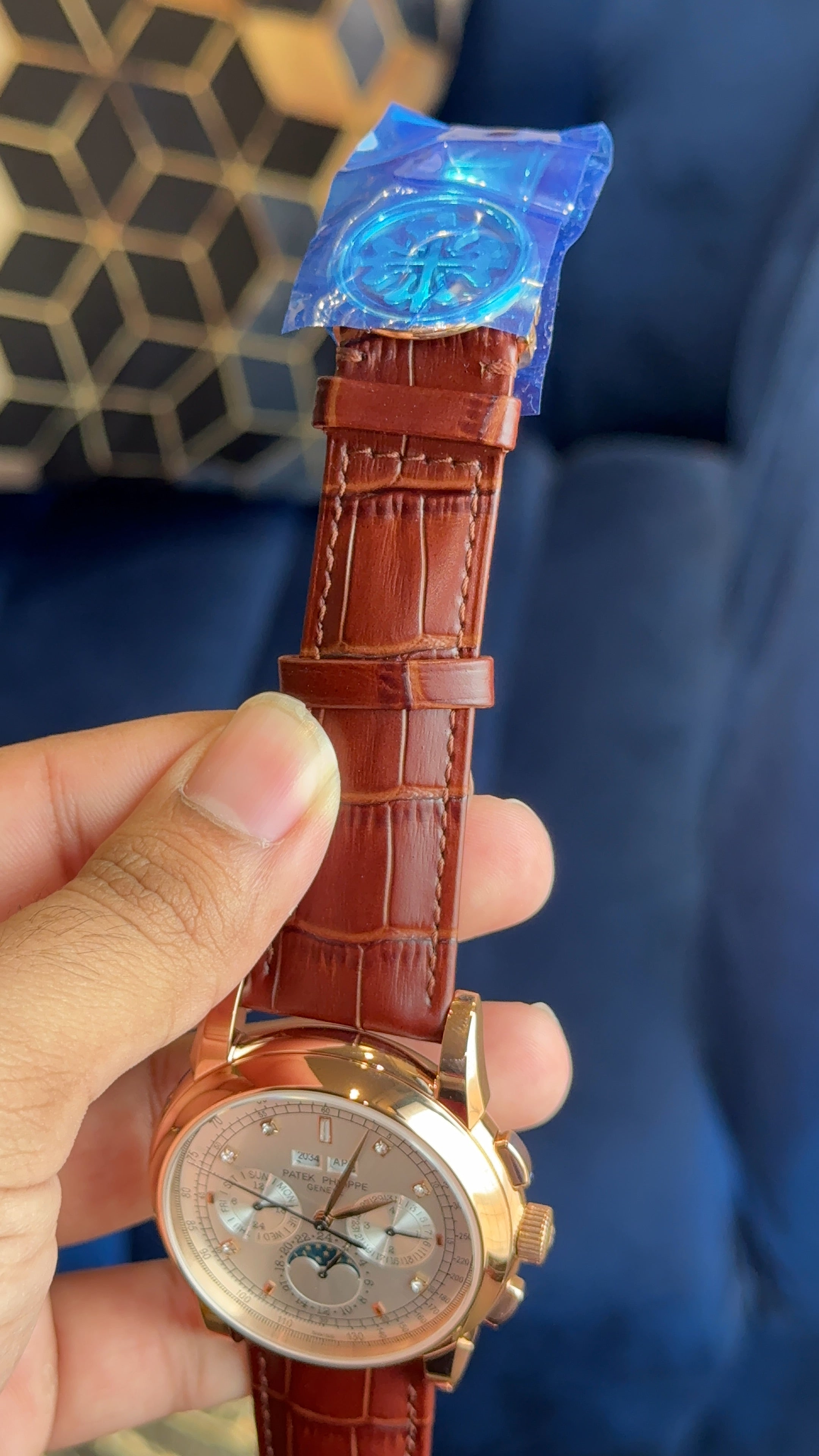 Patek century rose white diamond digit brown strap