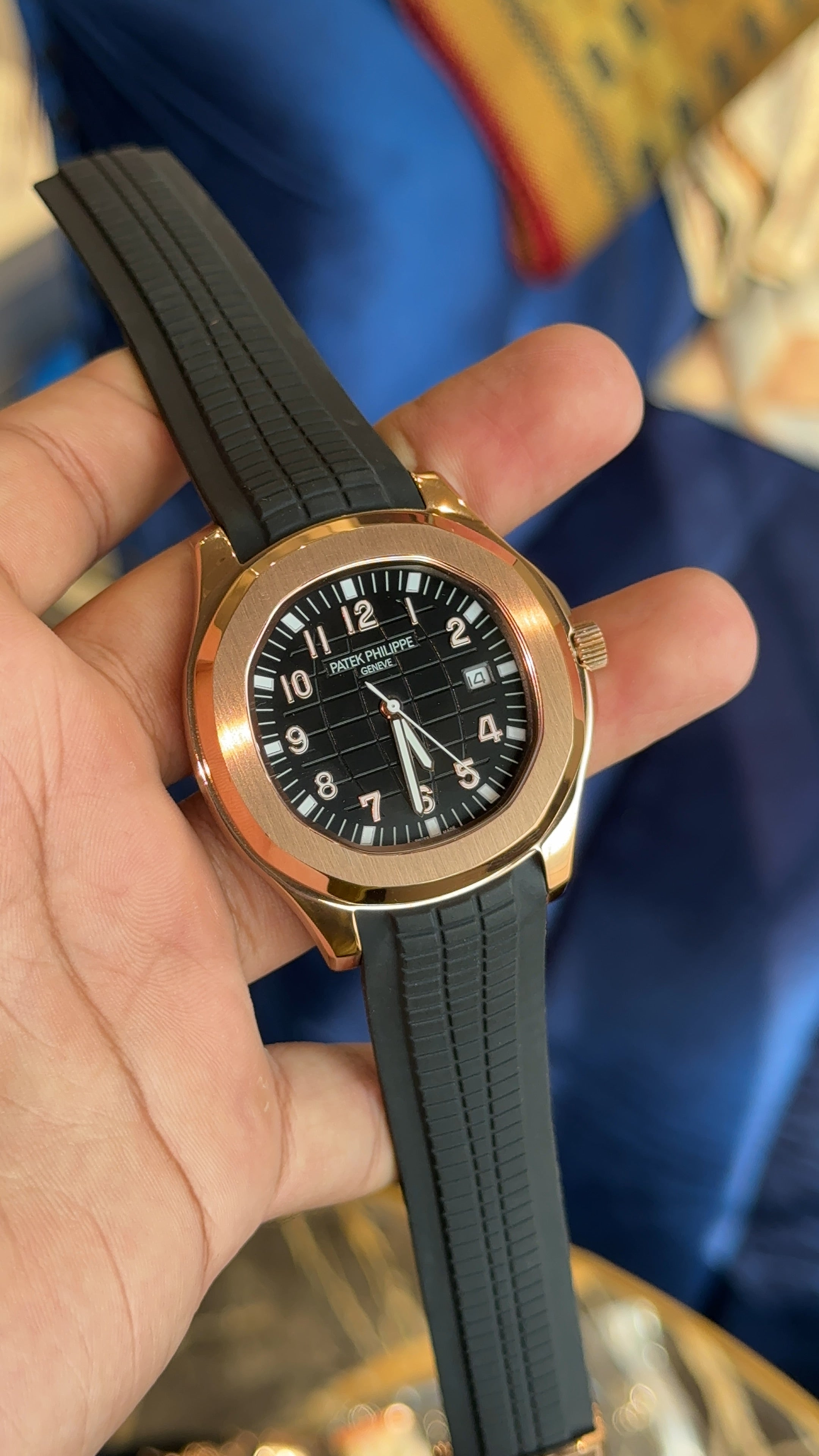 Aquanaut rose black dial black strap auto