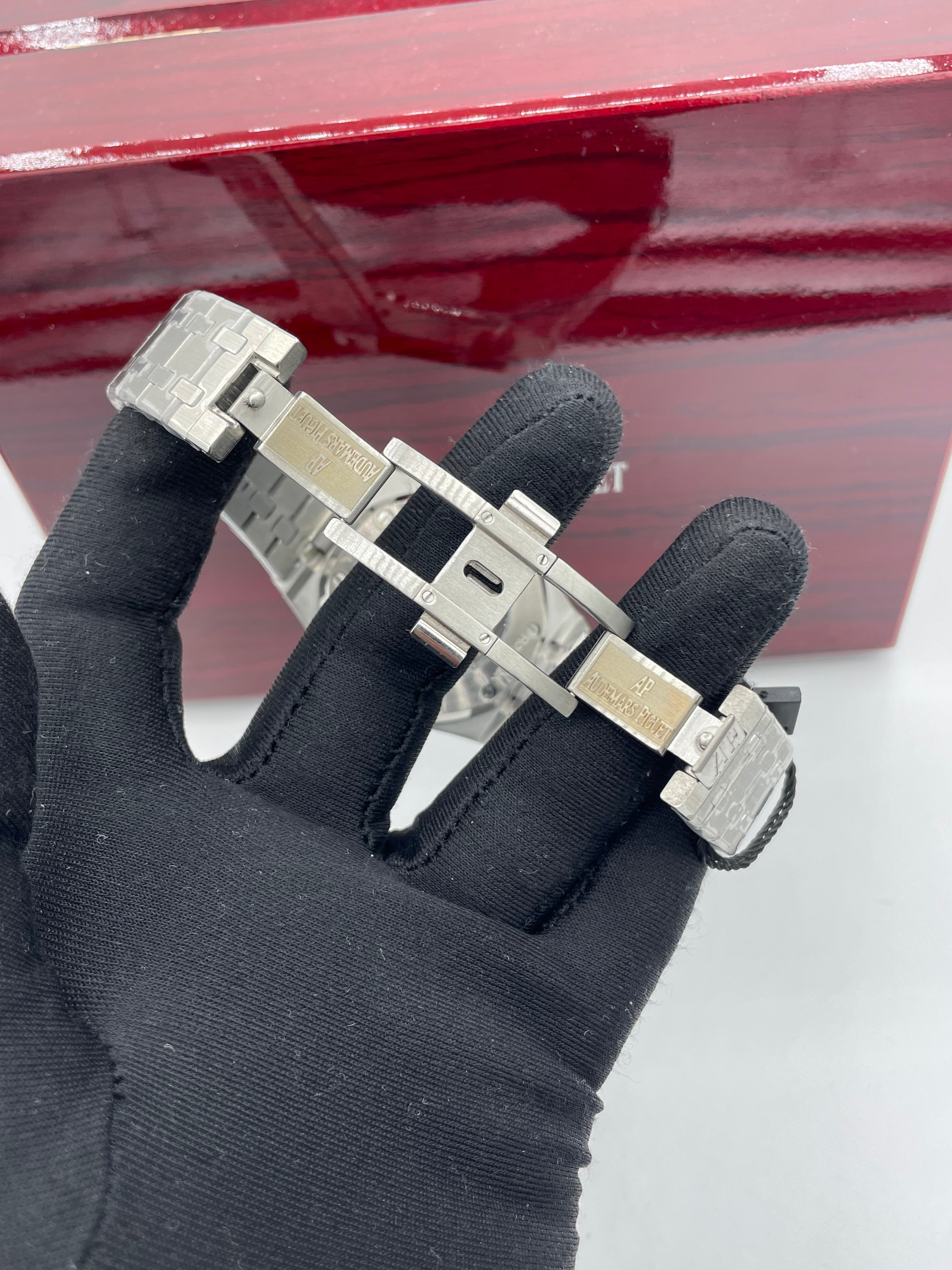 AP MASTER PLUS WATCH AUTOMATIC