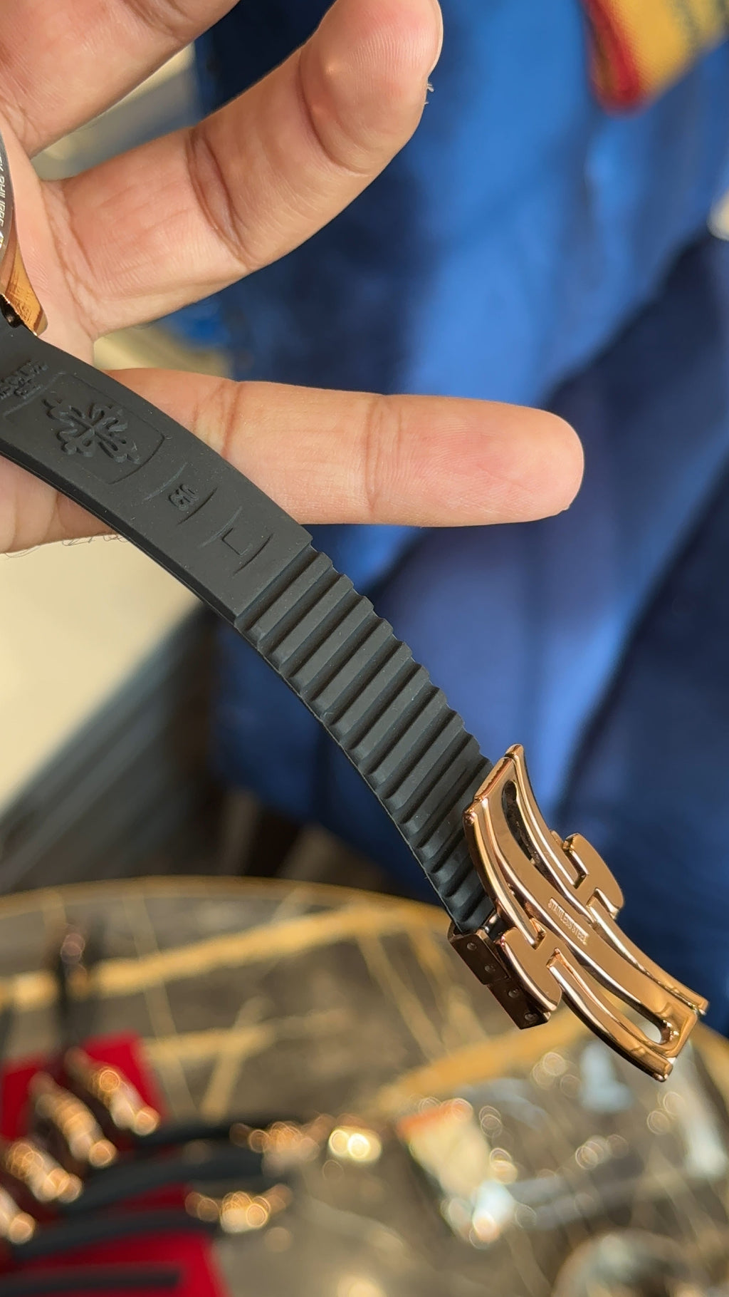 Aquanaut rose black dial black strap auto