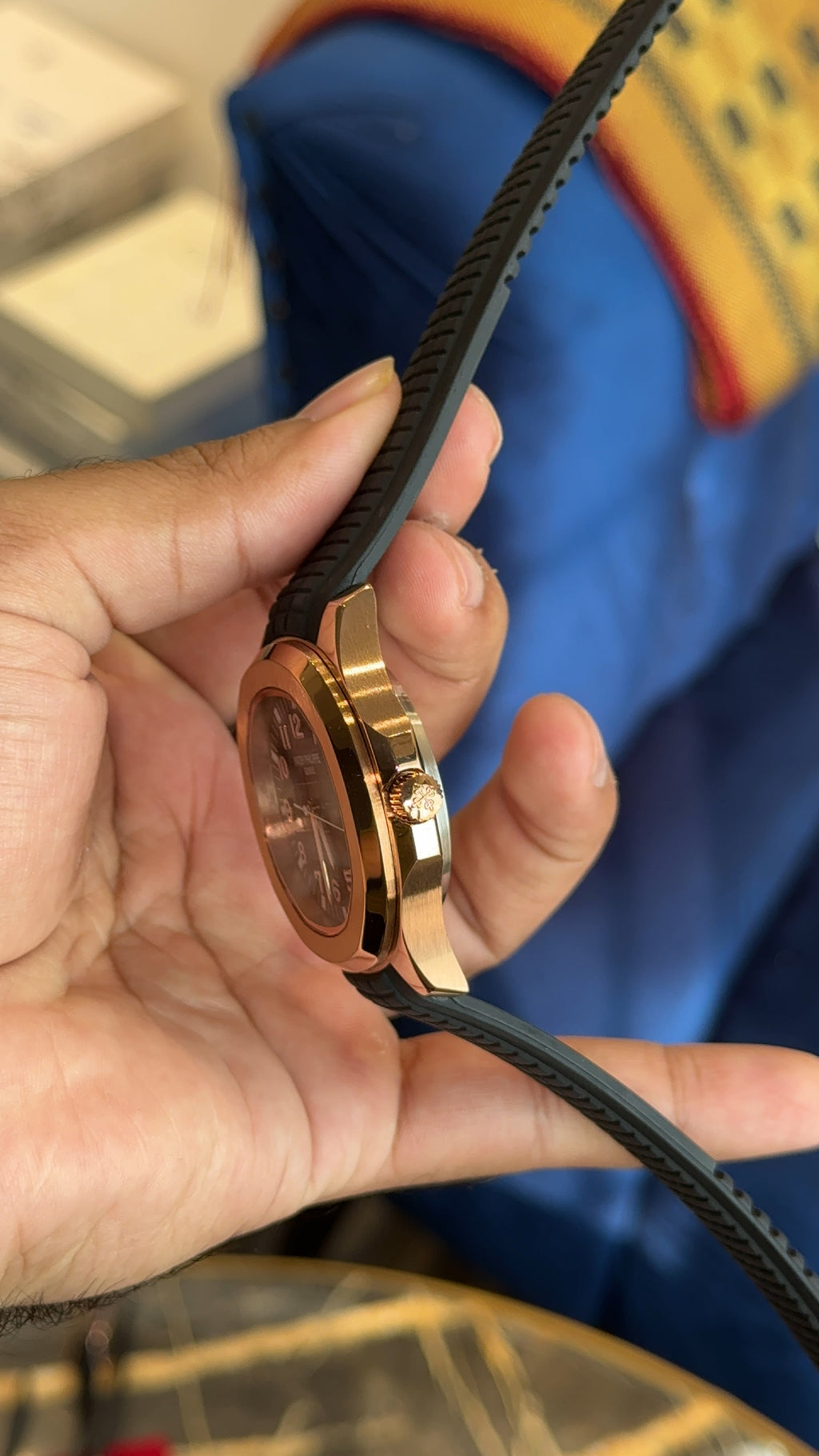 Aquanaut rose black dial black strap auto