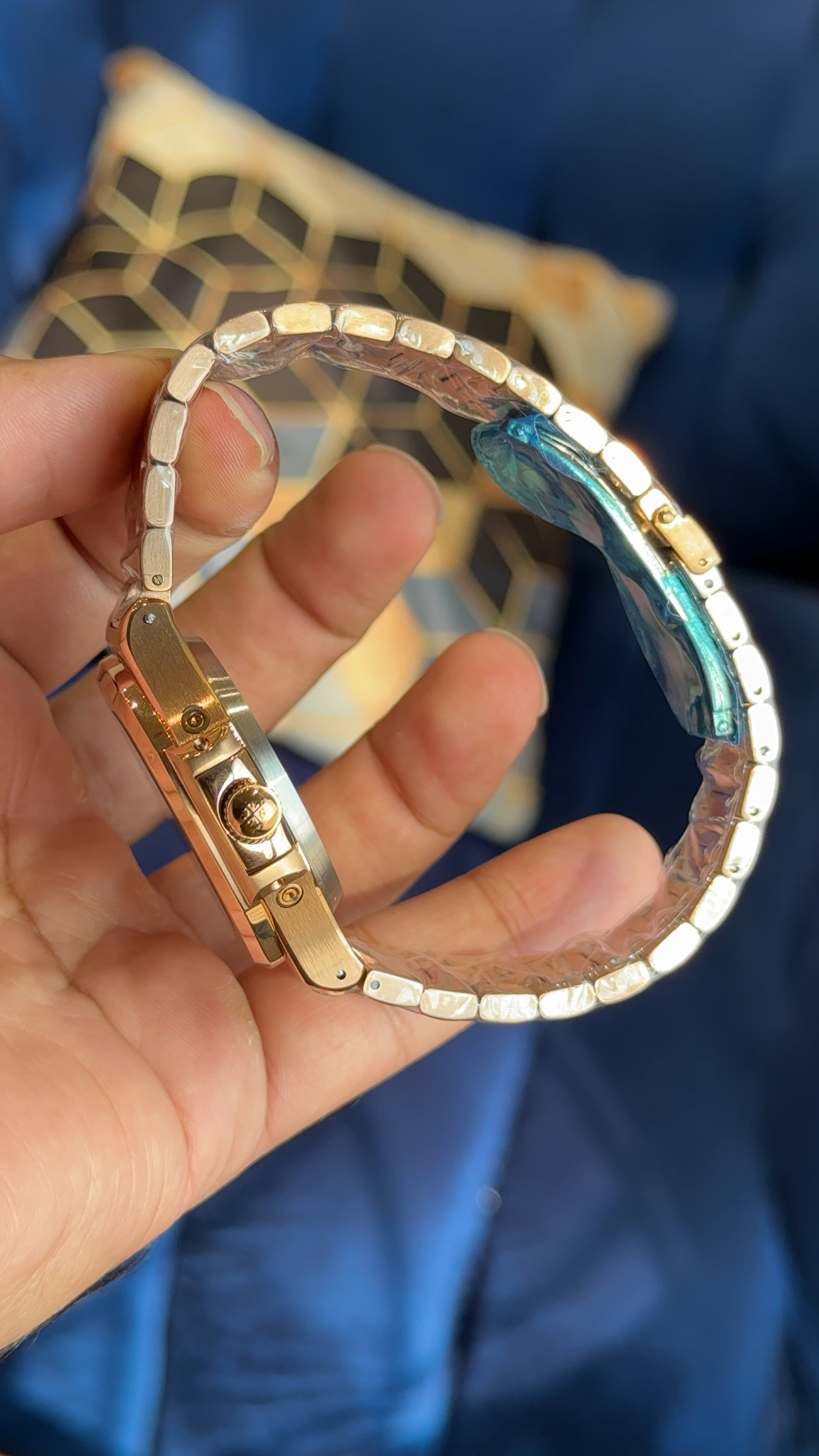 Pp auto rose chain blue dial moonphase