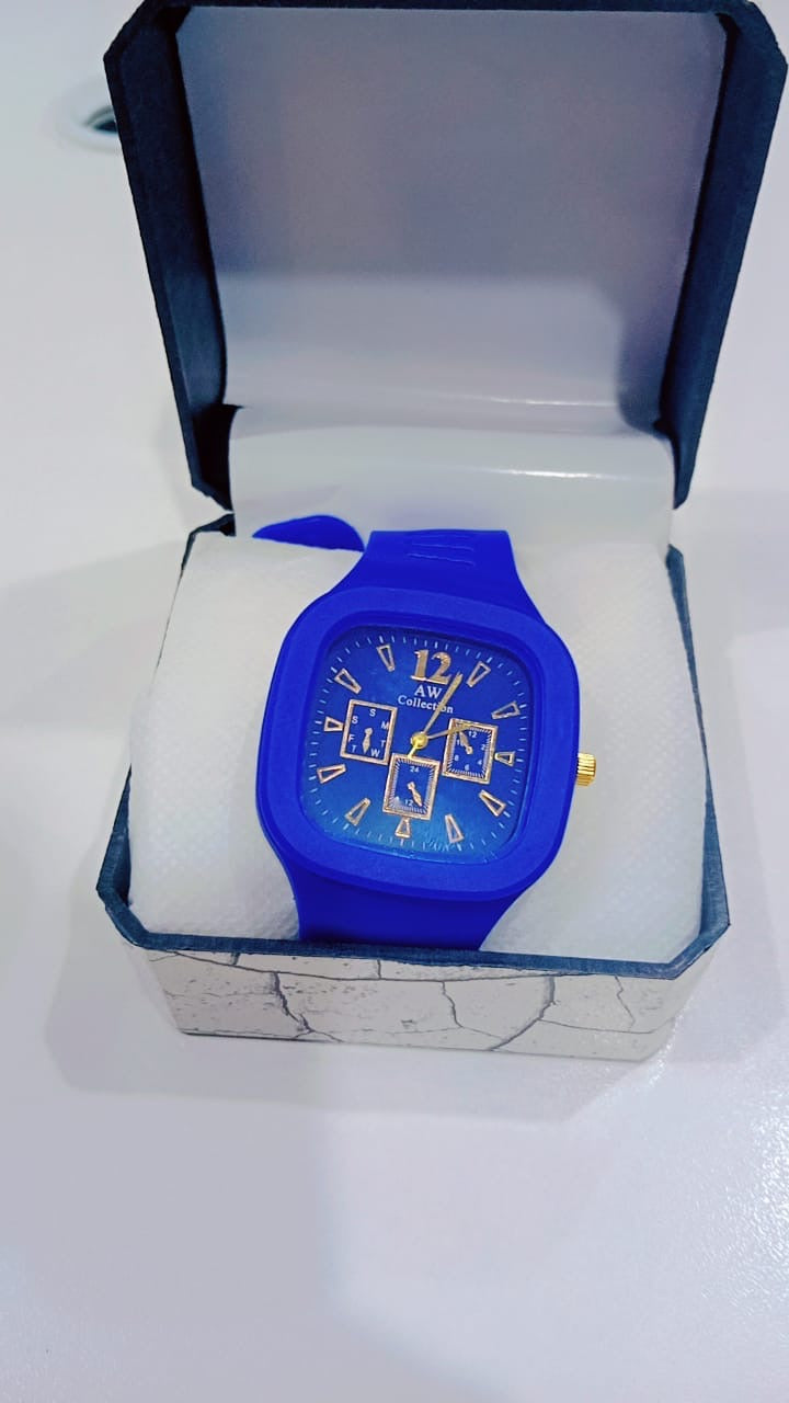 BLACK AND WHITE WATCH WITH PREMIUM BOX GIFT PACKING